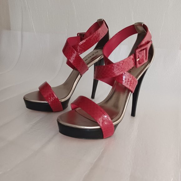 BEBE High Heels Shoes 9M - Picture 2 of 14